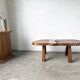 Table basse brutaliste en noyer massif, plateau slab live edge, France