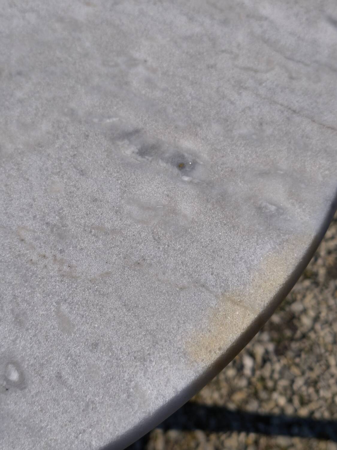 Table bistro marbre et fer forgé