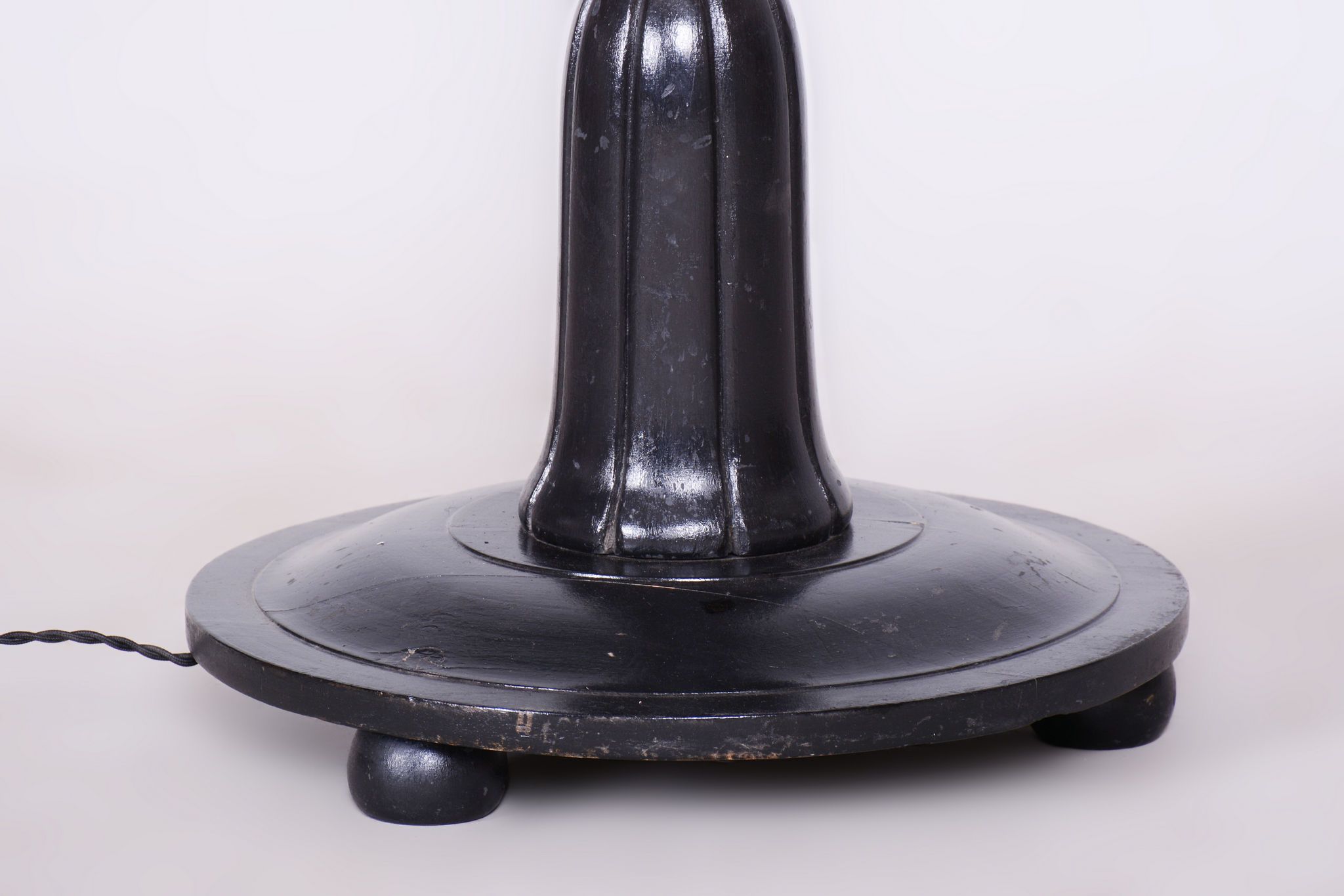 Art deco floor lamp in solid beech Czechia 1920s