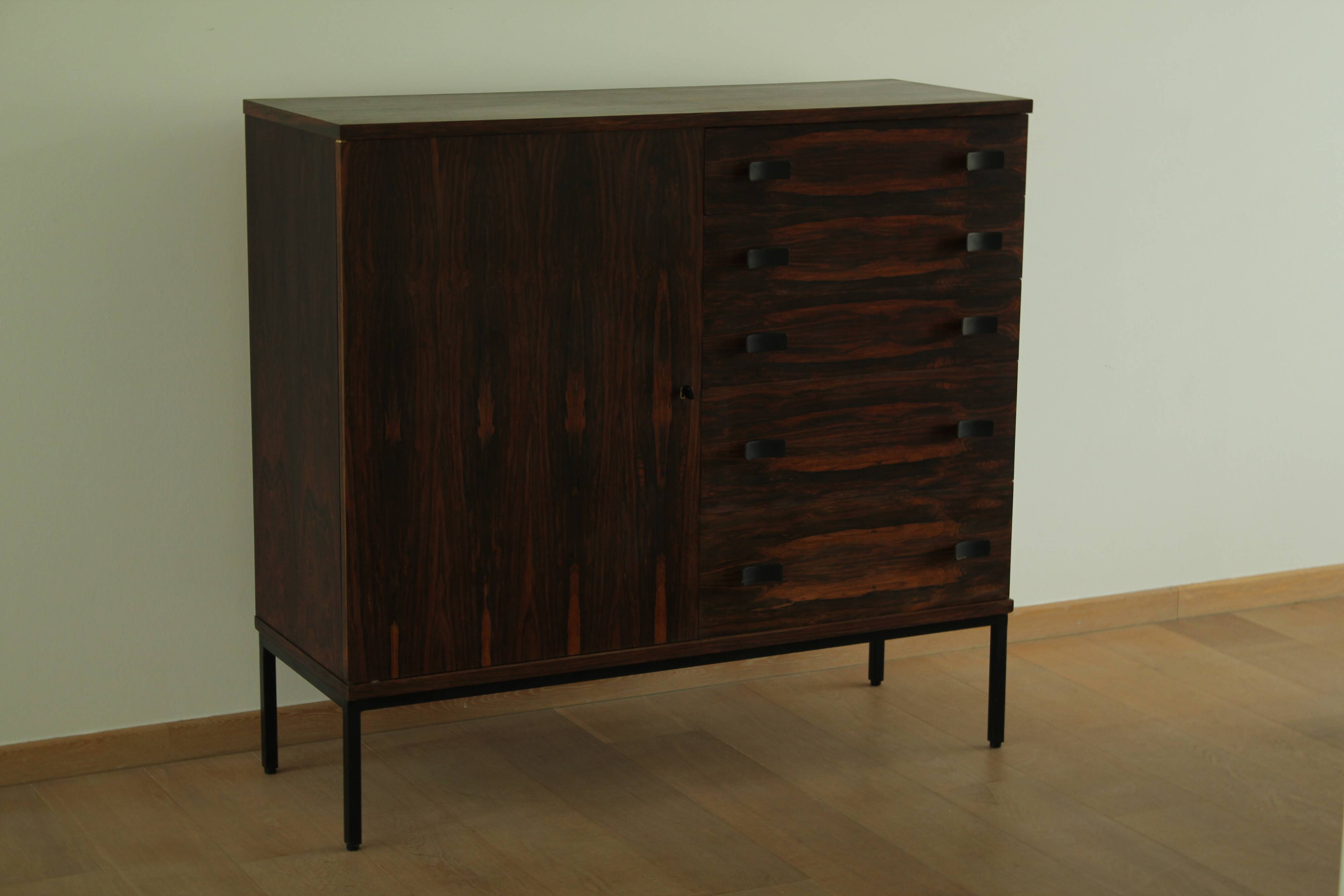 Commode d'Antoine Philippon et Jacqueline Lecoq pour Jules Degorr