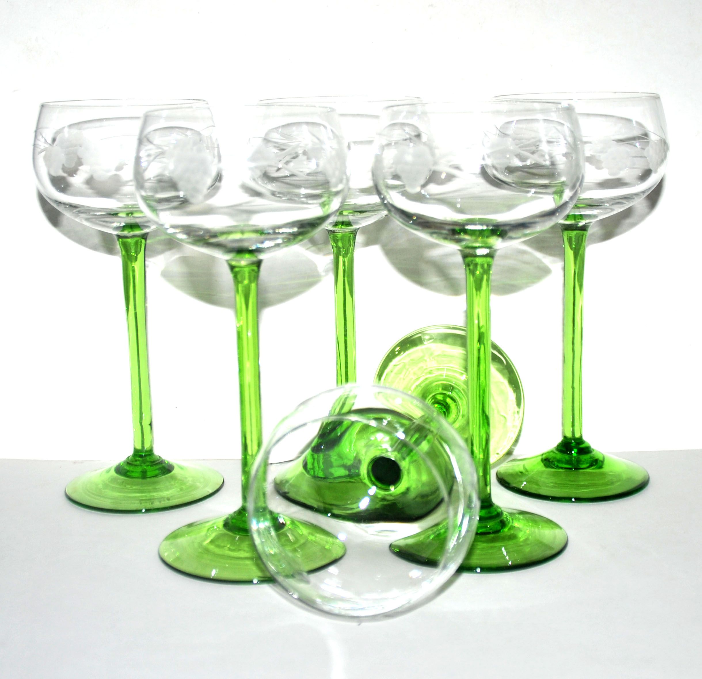 Series of 6 glasses of white wine Alsace Roemer