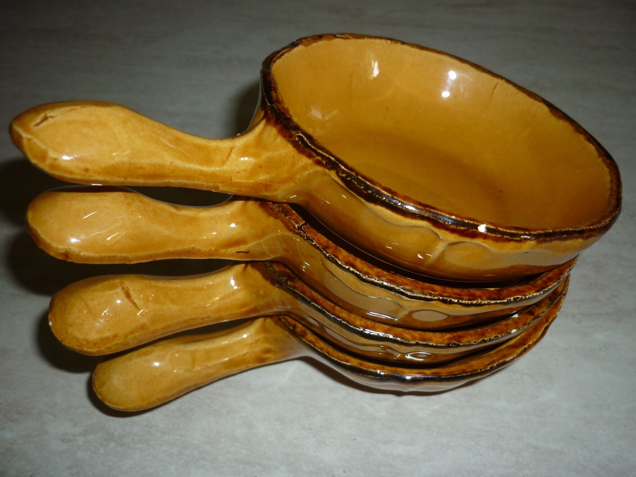 Lot de 4 poêlons valflam vintage en terre cuite
