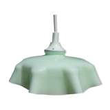 Suspension of old lampshade in opaline mint