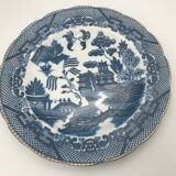 Ancienne assiette en faïence avec décor de paysage d’asie 19,5 cm