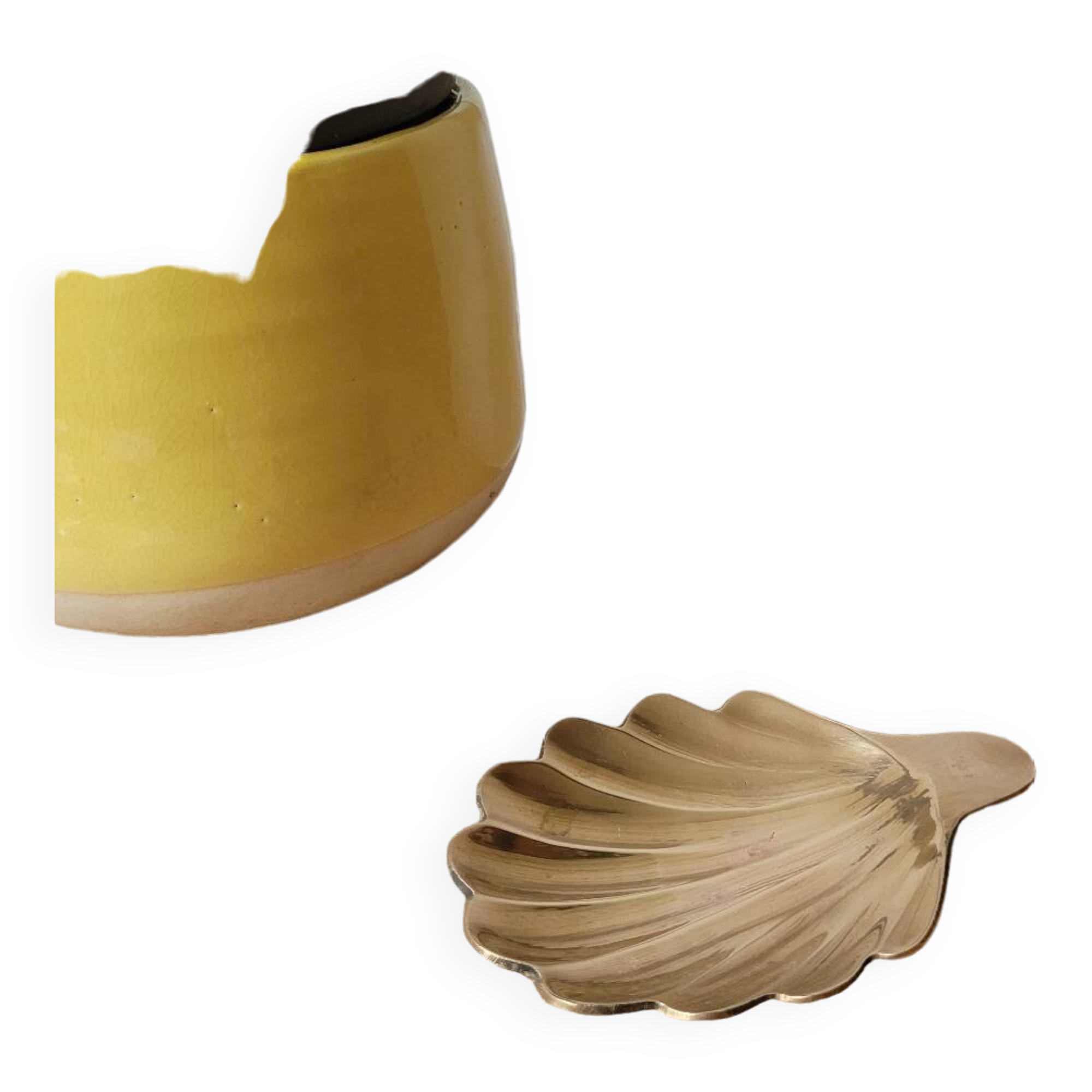 Small brass shell pocket tray