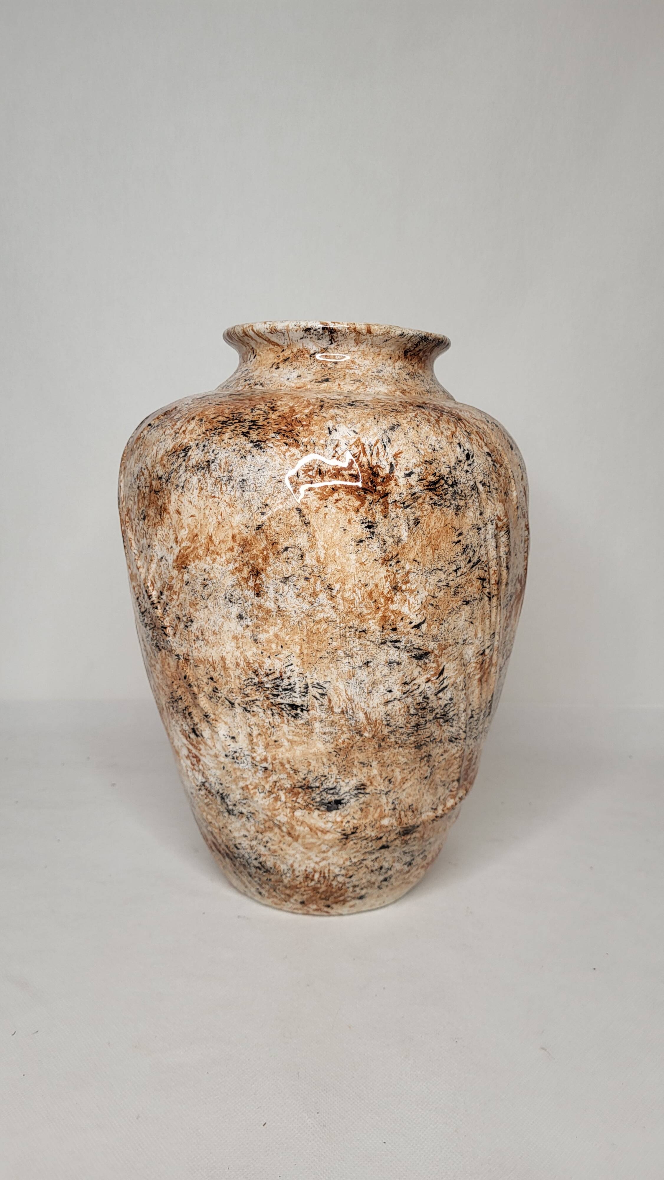 Ceramic vase
