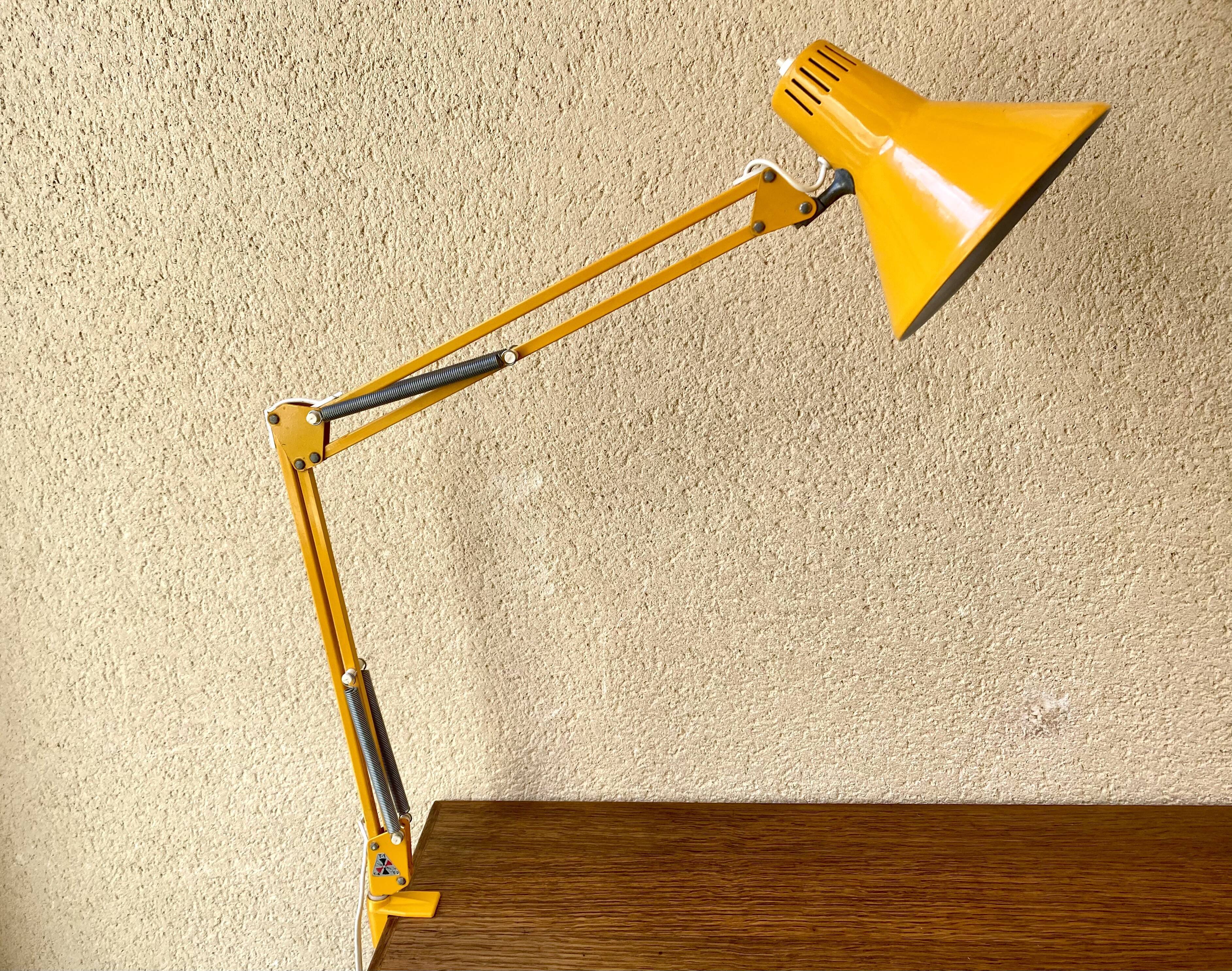 Desk lamp architect Twist t1 vintage Italian design 70