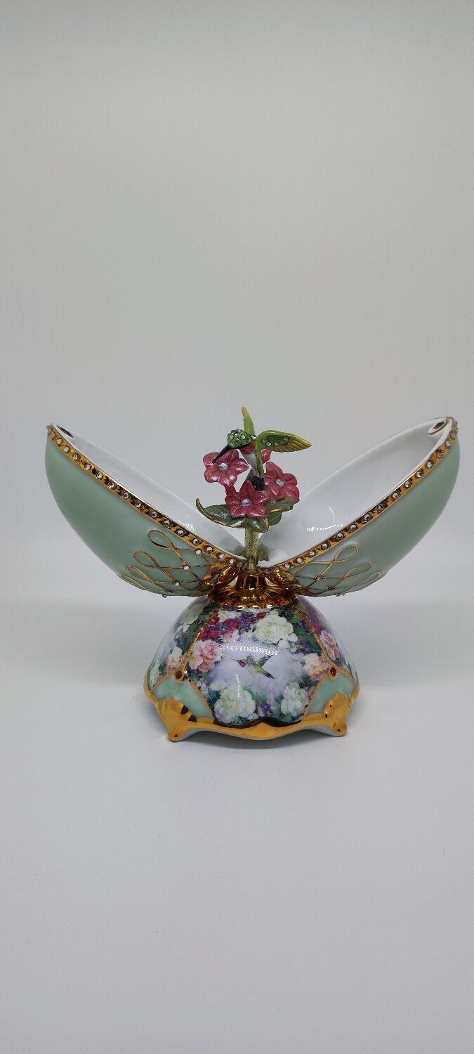 Lena Liu's music box