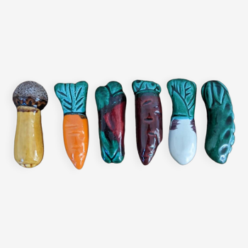 Vegetable knife holders