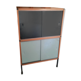 Vitrine de style scandinave
