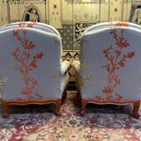 Paire de fauteuils bergères de style Louis XV