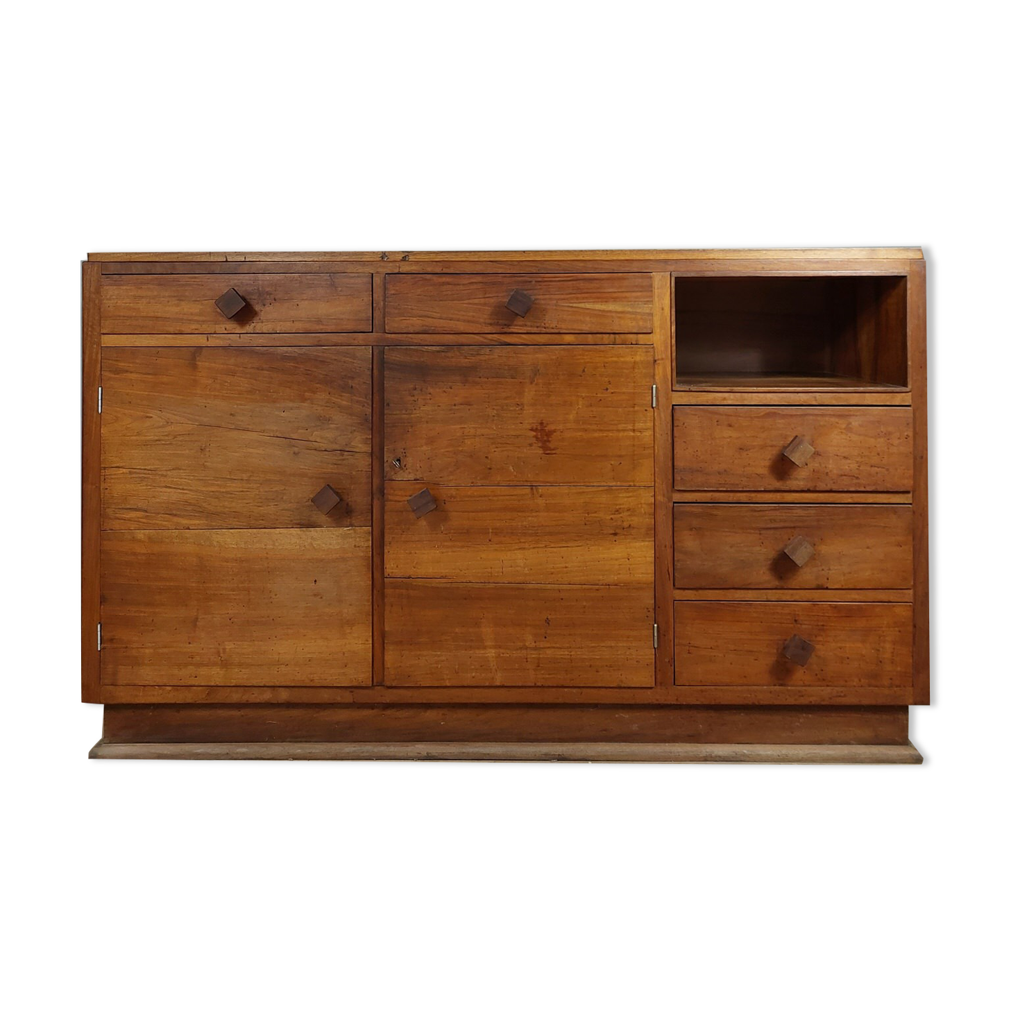 Bahut in an Art Deco