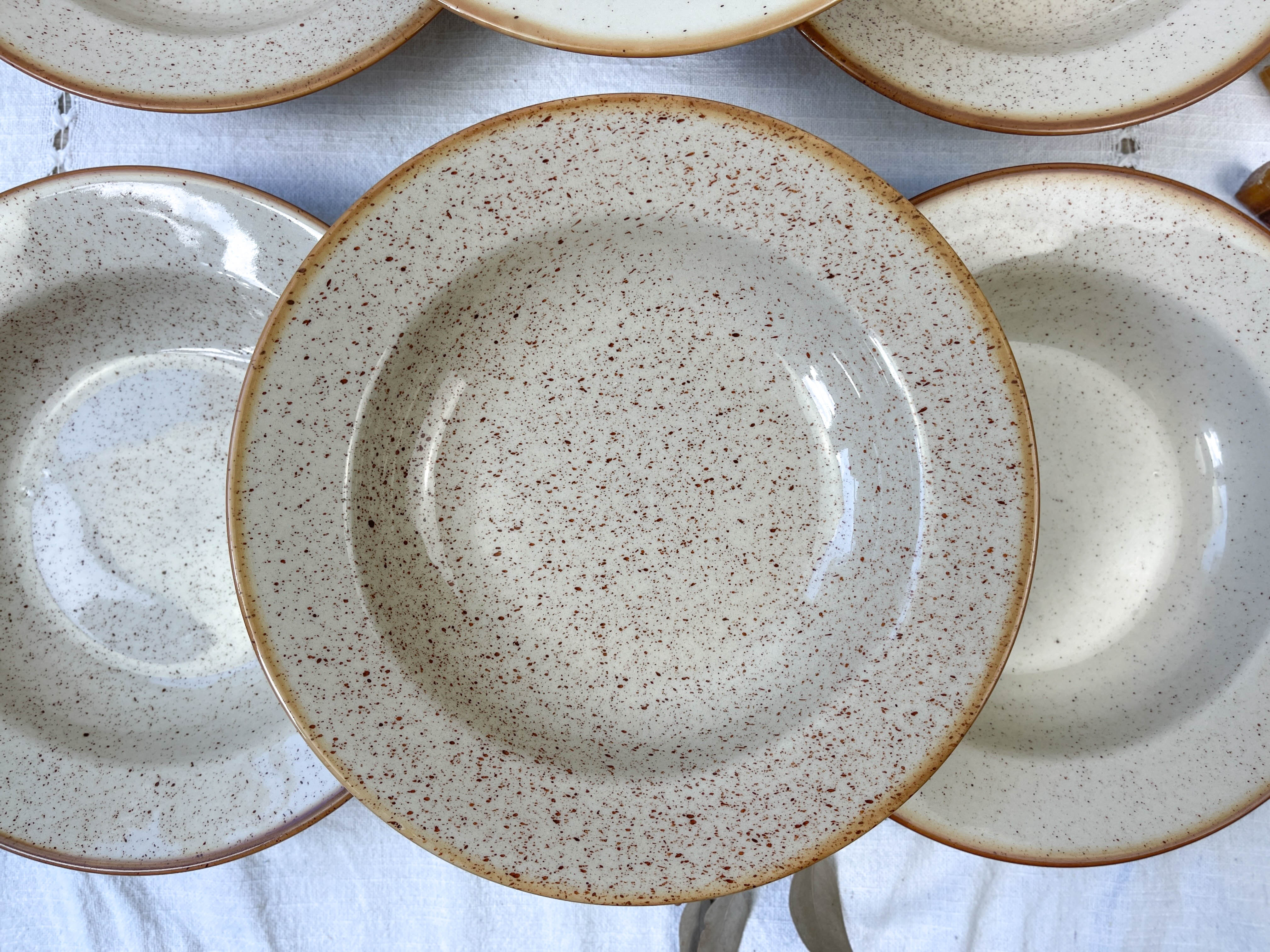 6 Tulowice speckled stoneware soup plates