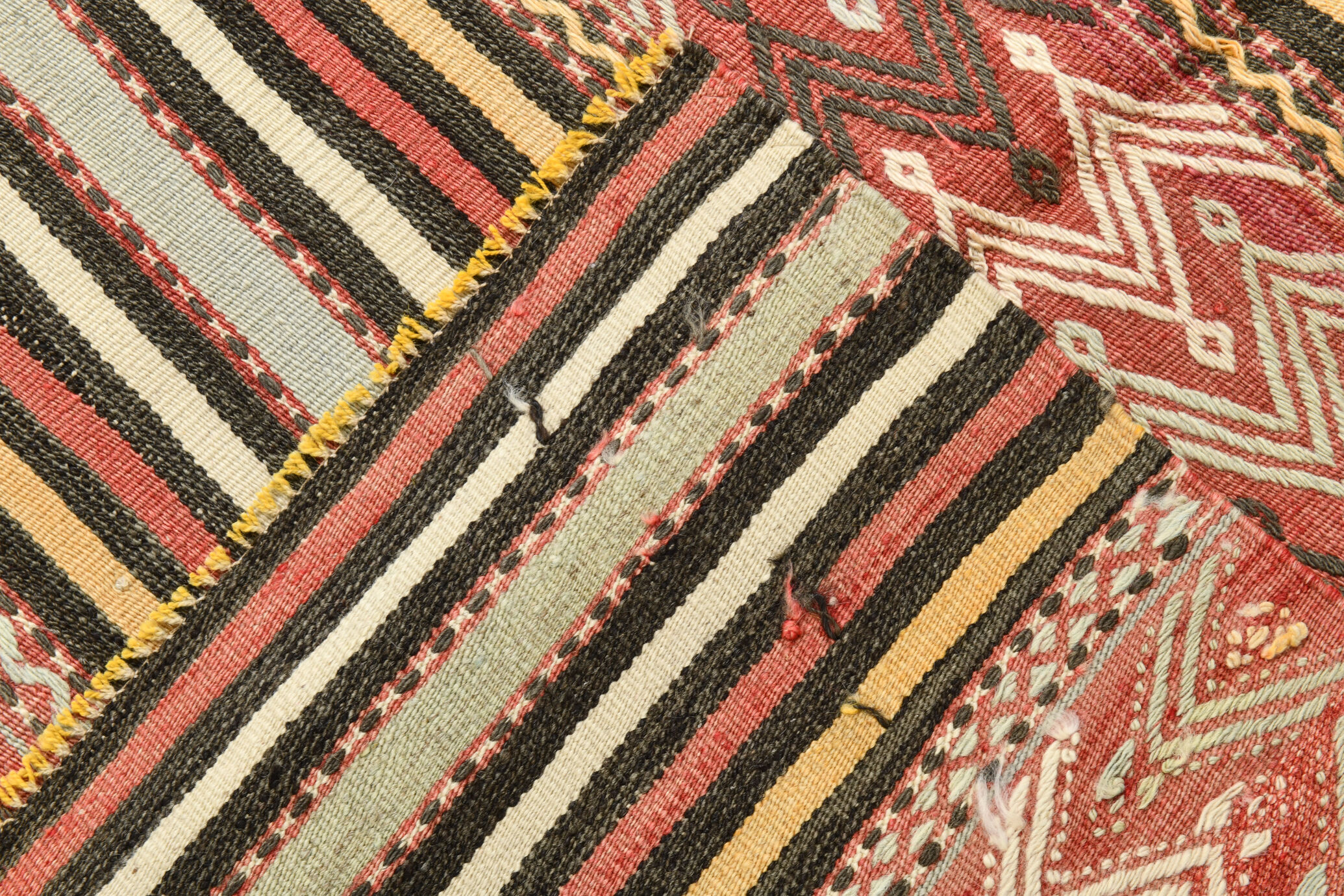 4x7 Kilim Vintage Rug, 138x218Cm