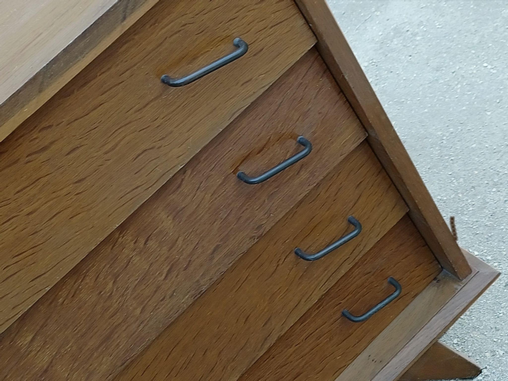 Commode vintage bois pieds compas années 1950