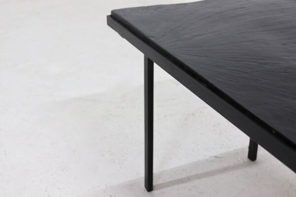 Table d'appoint ou table basse minimaliste en acier et ardoise des années 1960