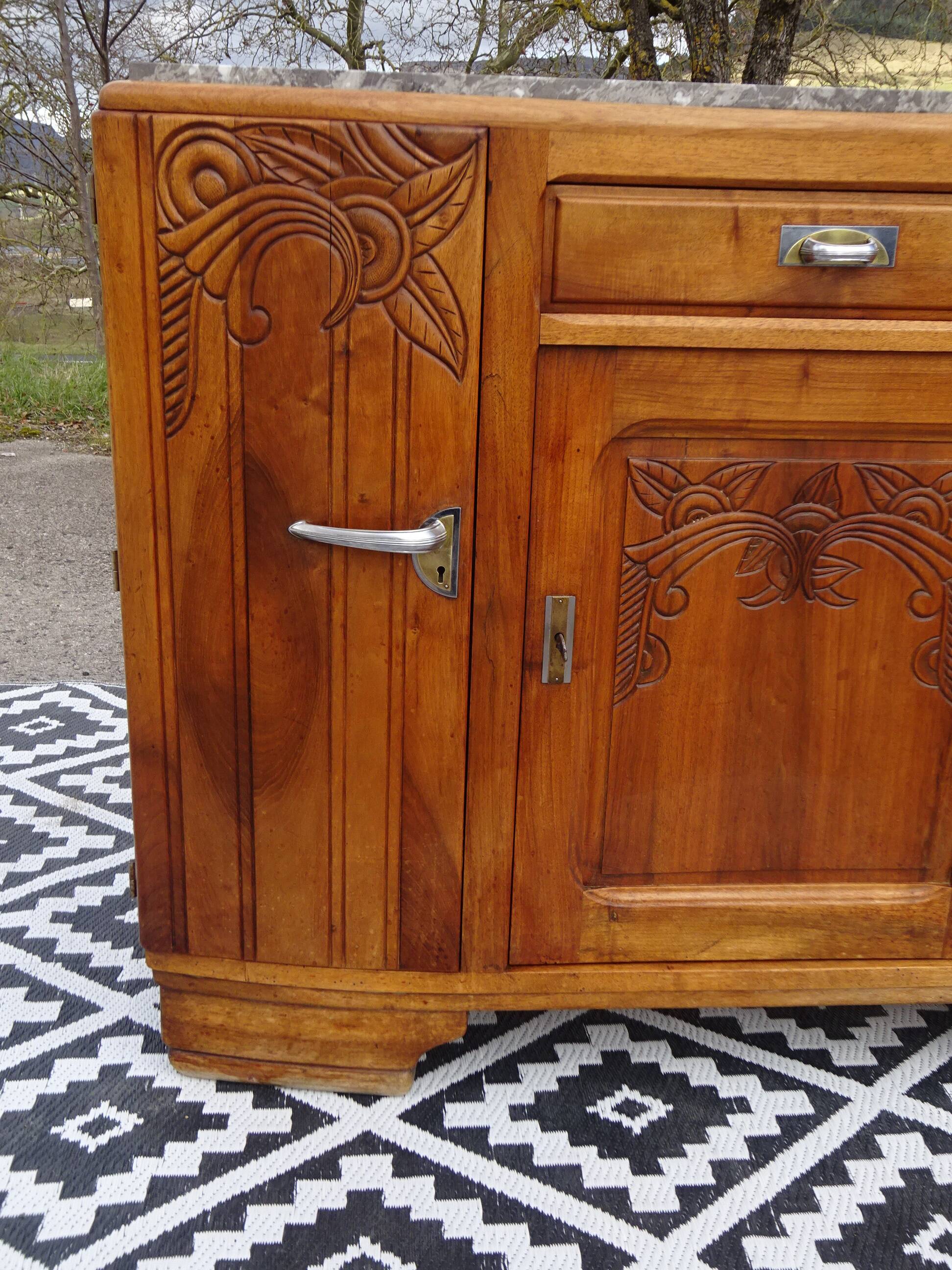 Art Deco sideboard in light walnut, grey/white marble
