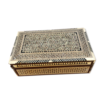 Pearly branded box