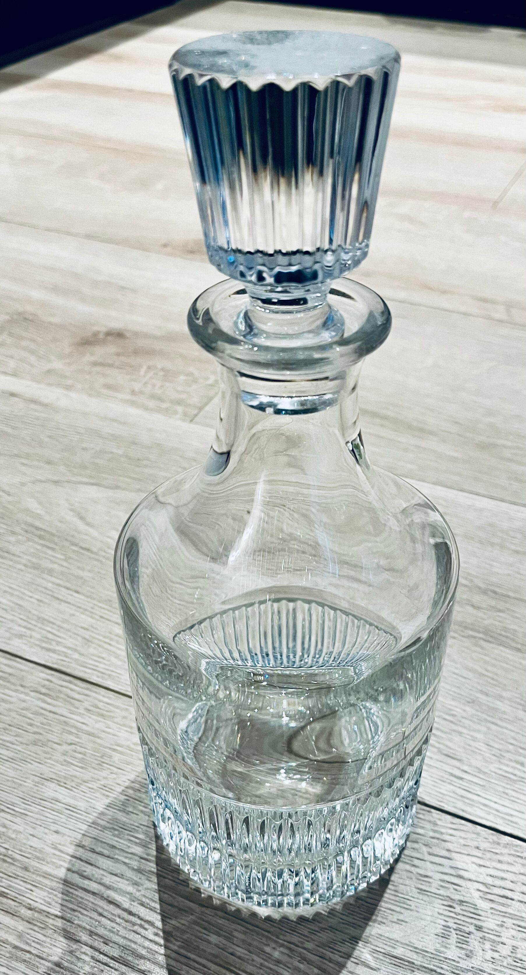 Crystal whisky decanter