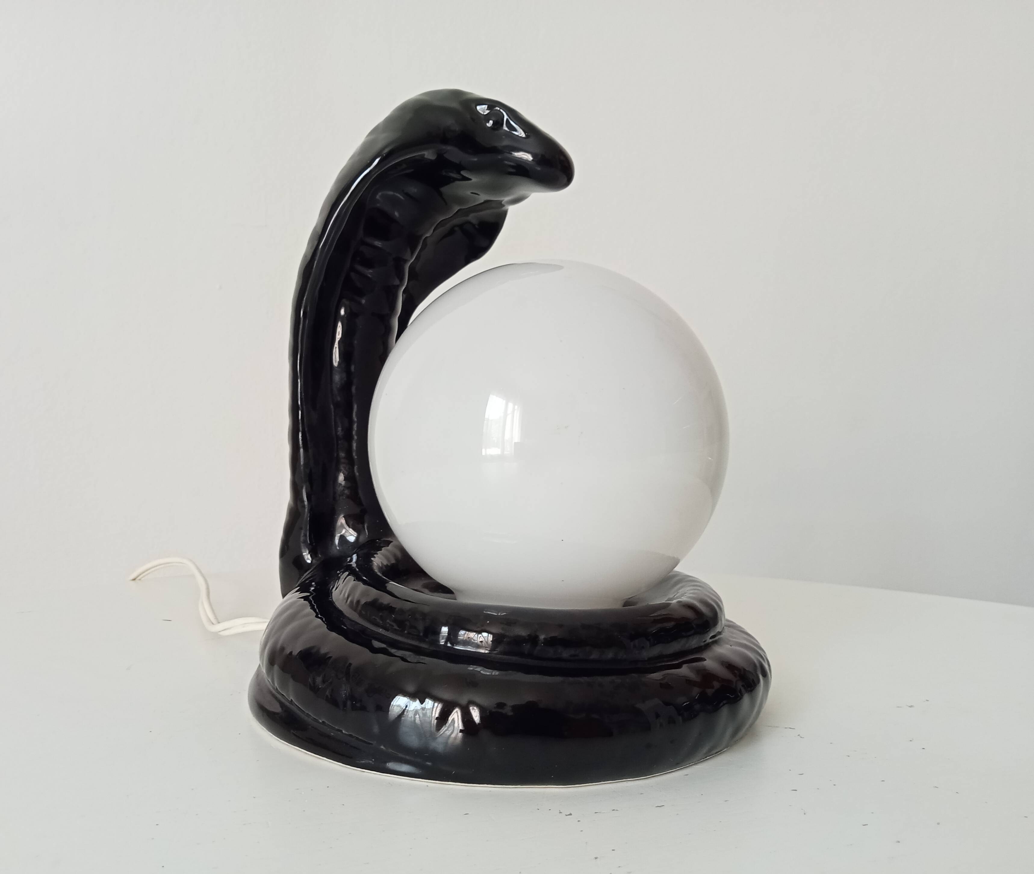 Vintage Italian Cobra lamp from the 70s