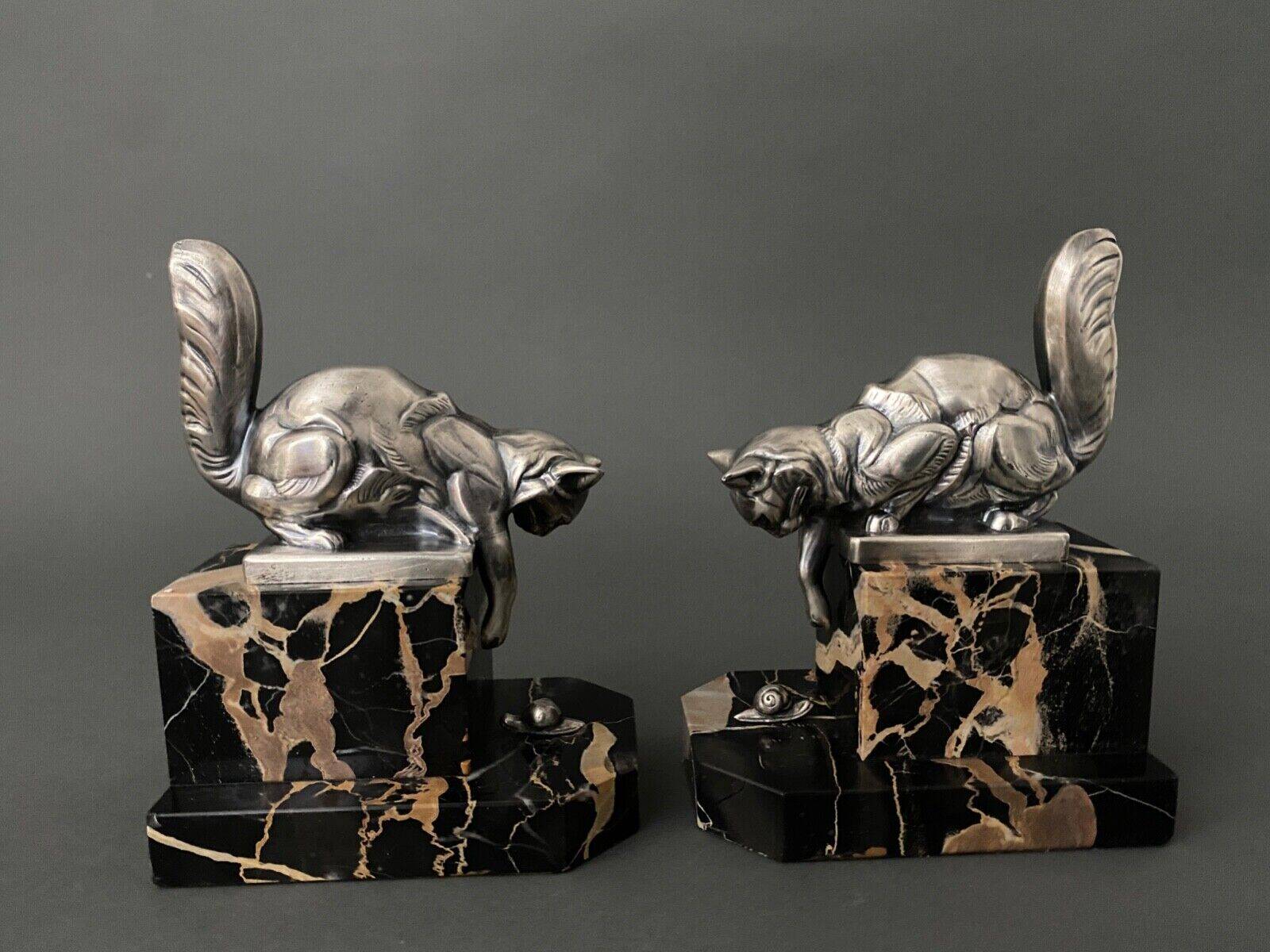 Pair of Hippolyte Moreau Art Deco spelter cat bookends