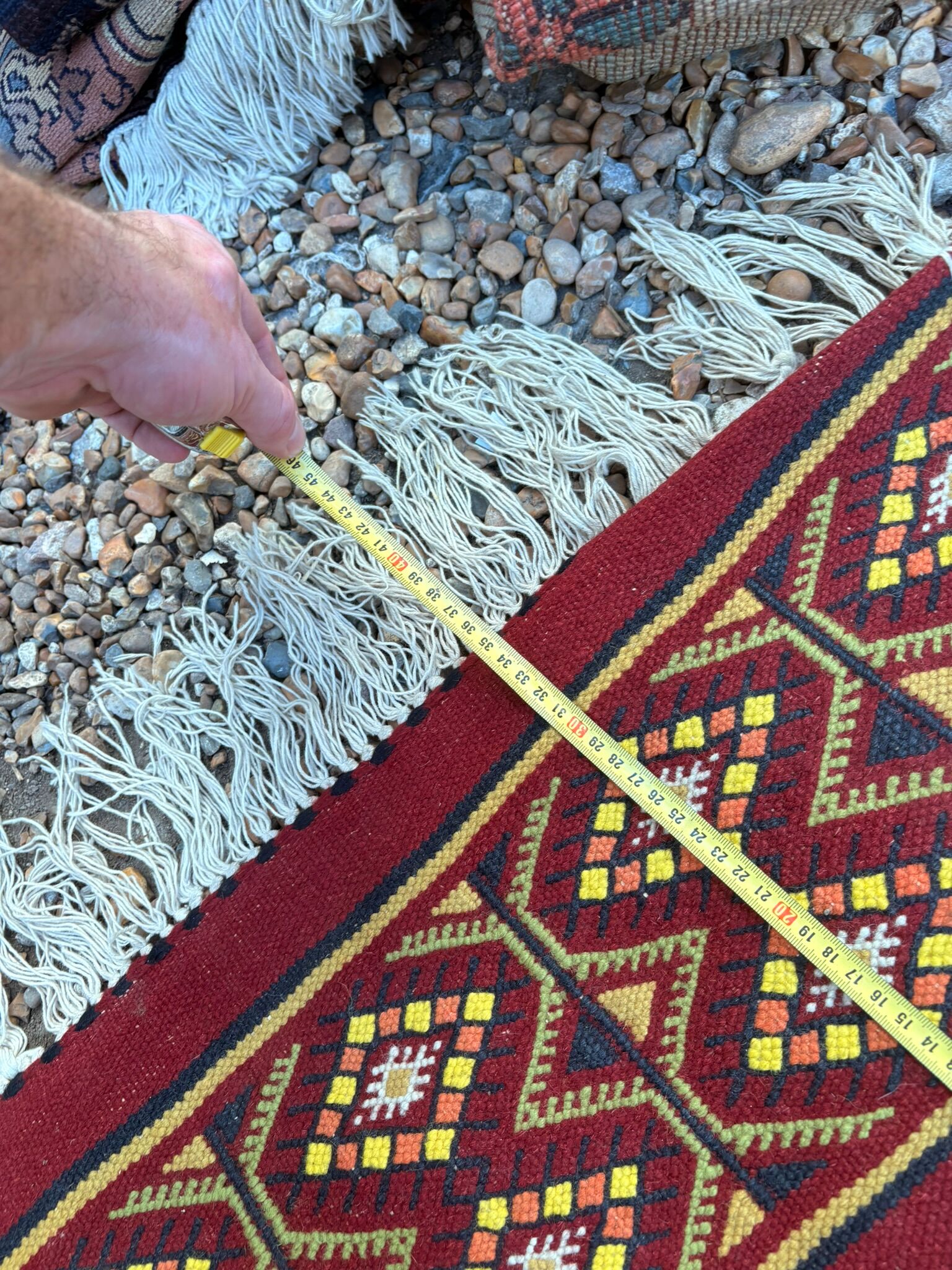 Vintage Boho Chic Berber Kilim Rug 200x115 Wool Tunisia Red