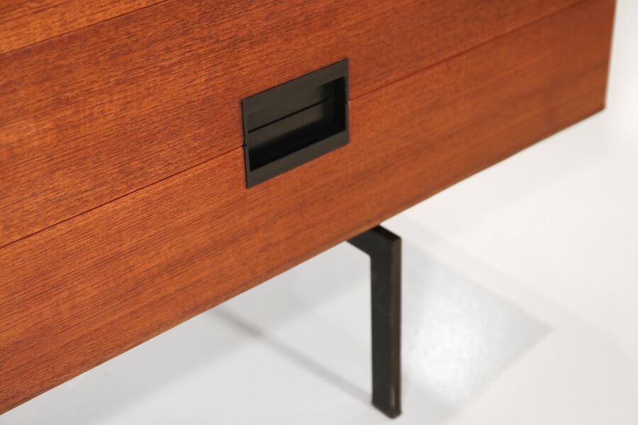 Japanese series row model DU04 by Cees Braakman for Pastoe
