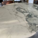 Vintage marble table with tulip base