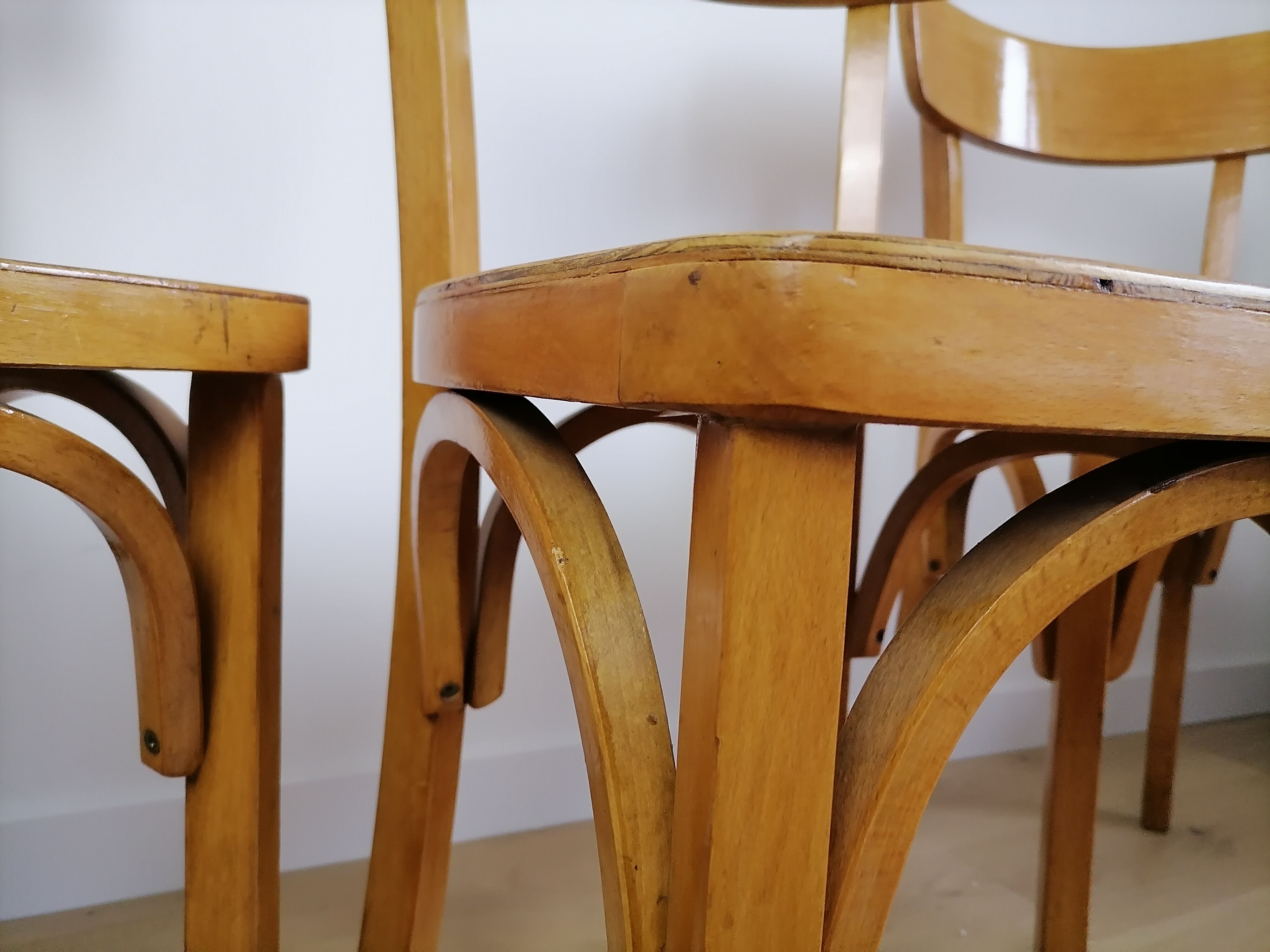 Vintage bistro chair suite