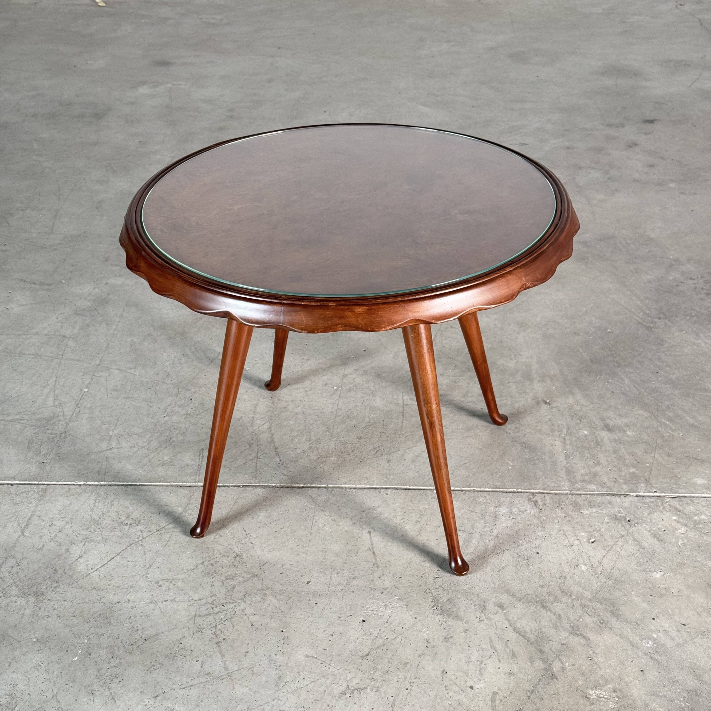 Round coffee table attributed to Paolo Buffa for Arrighi Serafino, 1950s.