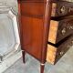 Petite commode de style Louis XVI 20e siècle