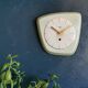 Horloge céramique vintage pendule murale silencieuse asymétrique "Diehl vert doré"