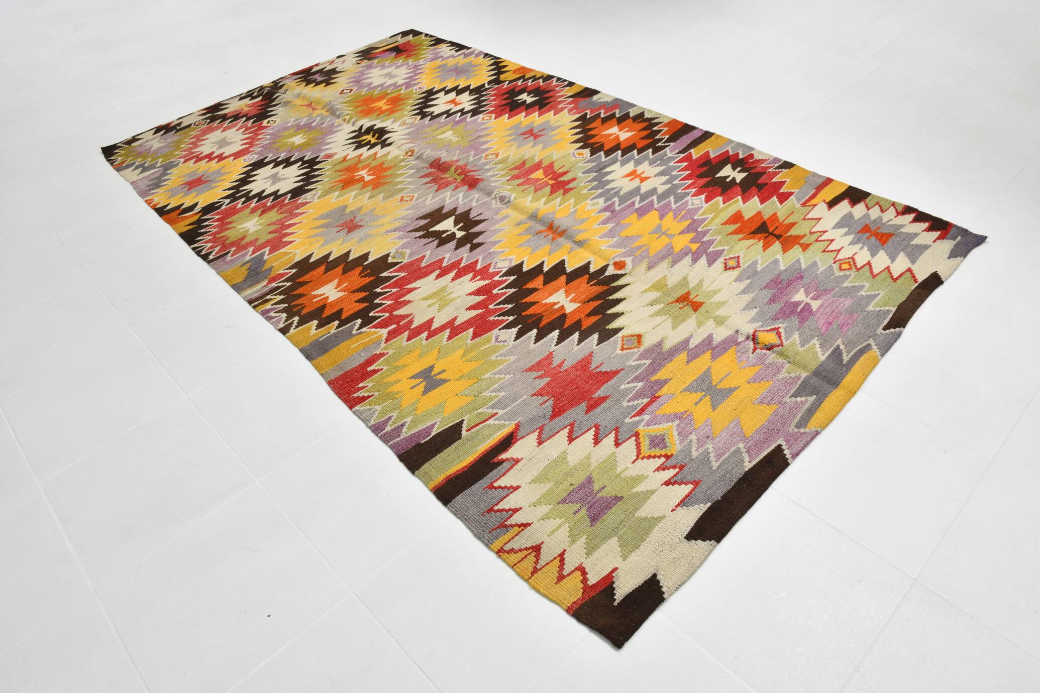 6x10 Geometric Style Vintage Kilim Rug,