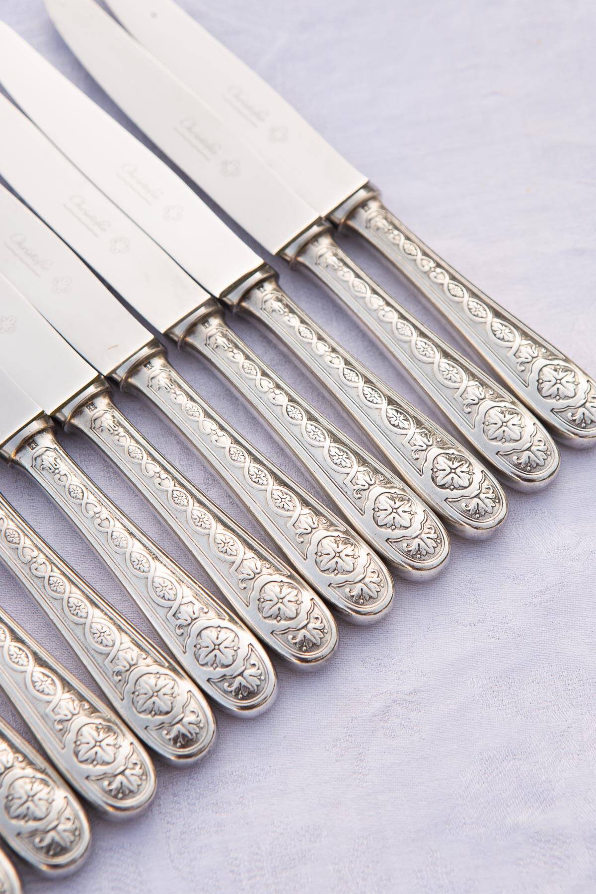Set of 11 dessert or entremets knives Villeroy by Christofle