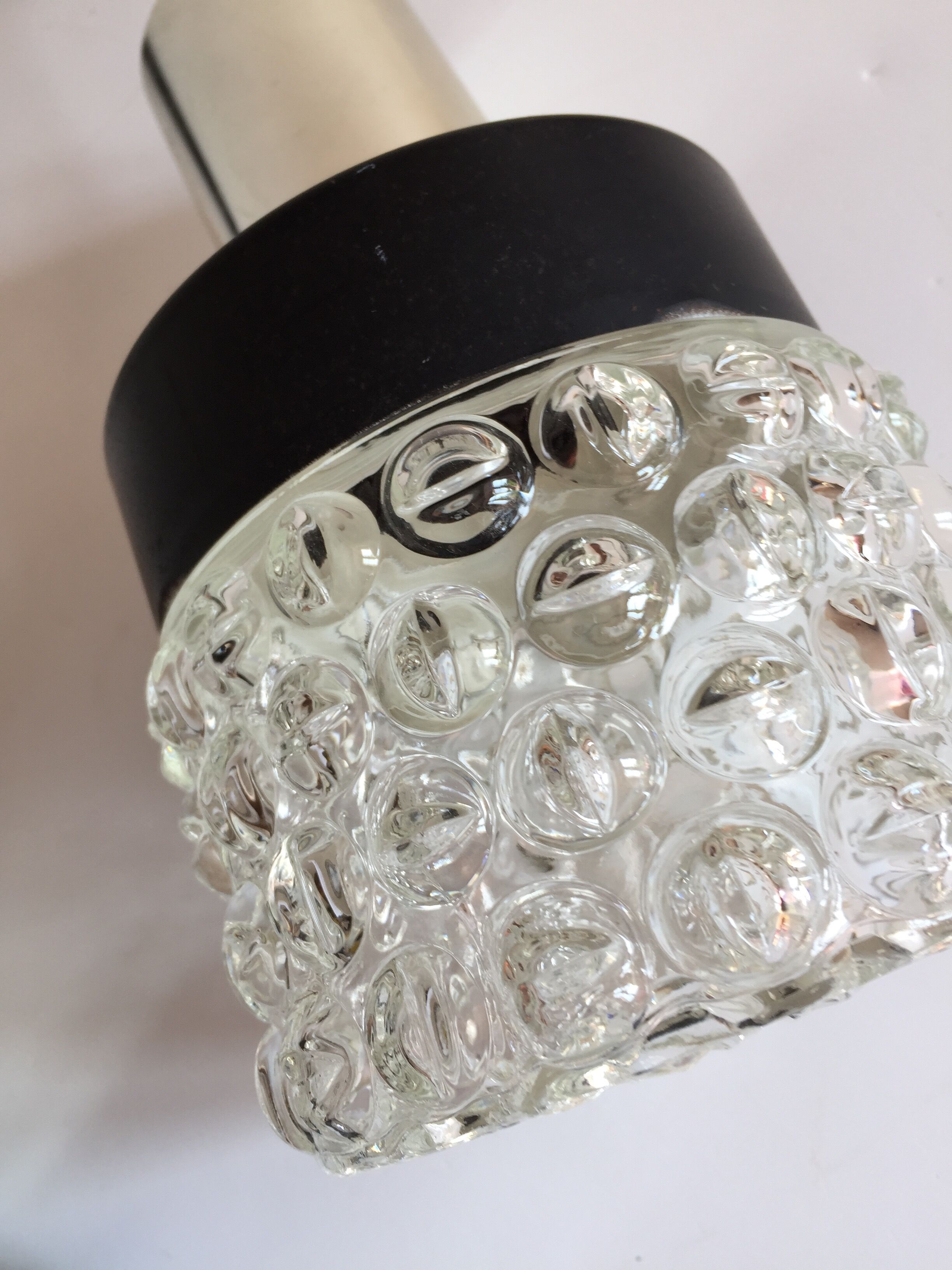 Asymmetrical suspension 70s