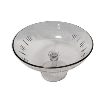 Crystal standing fruit cup