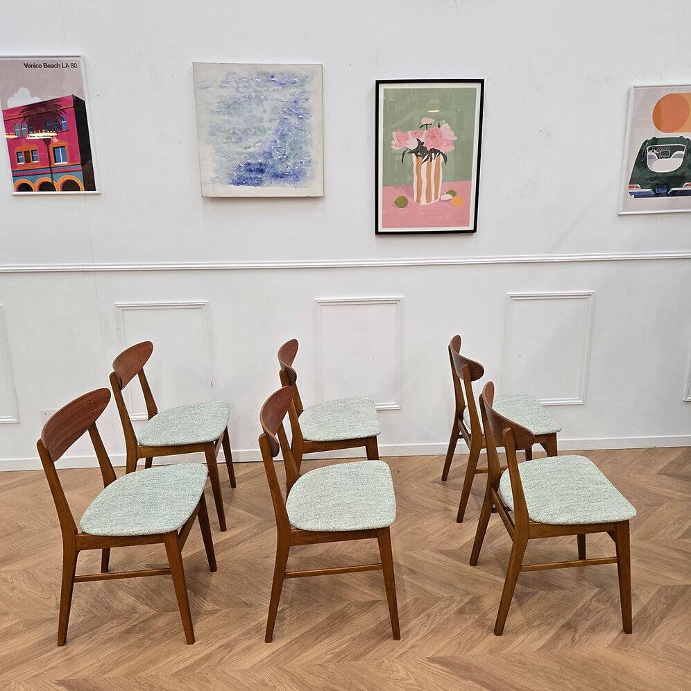 Set of 6 green fabric chairs