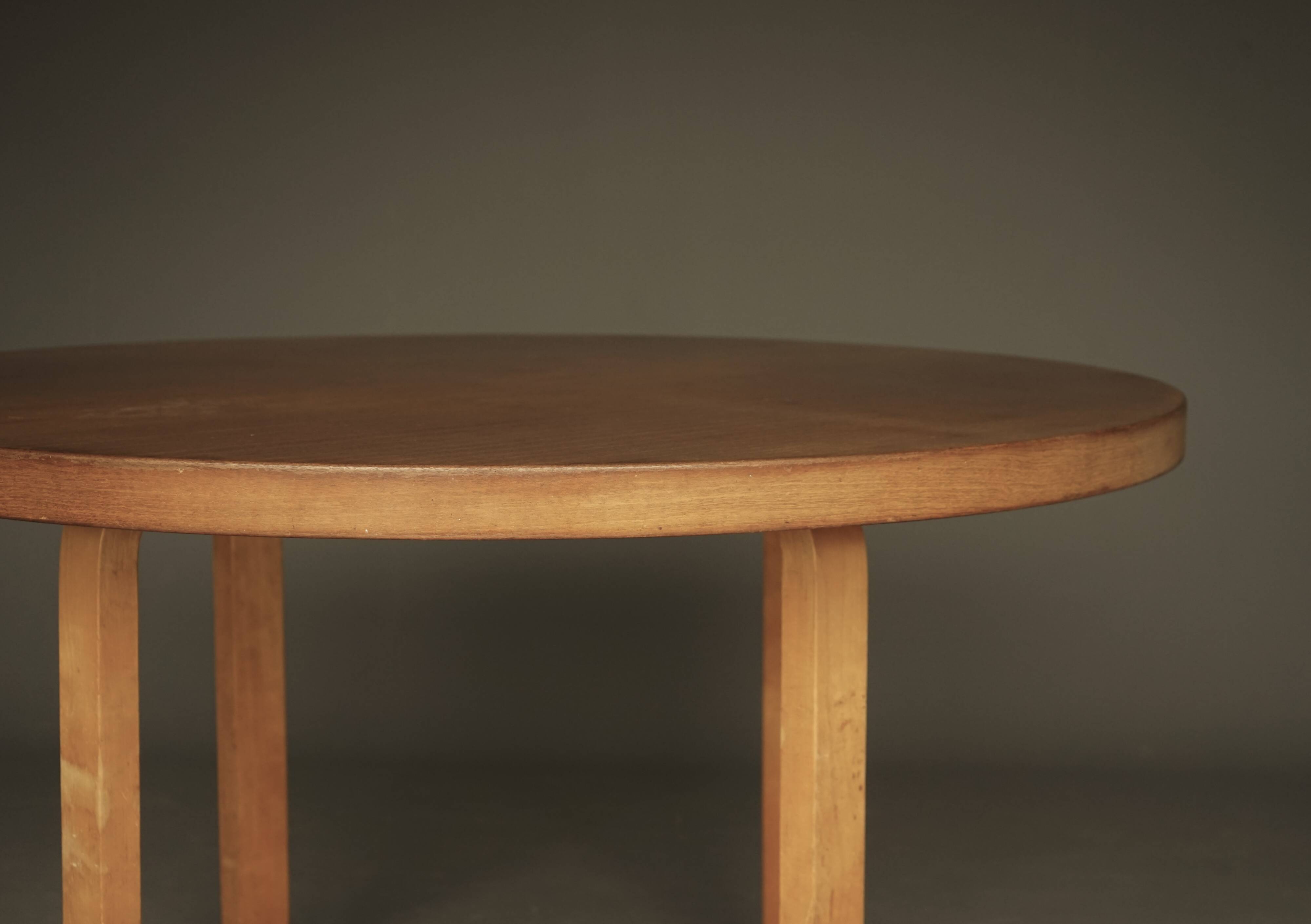 Table à manger L-leg Modèle 91 par Alvar Aalto pour Artek Finlande, années 1940.