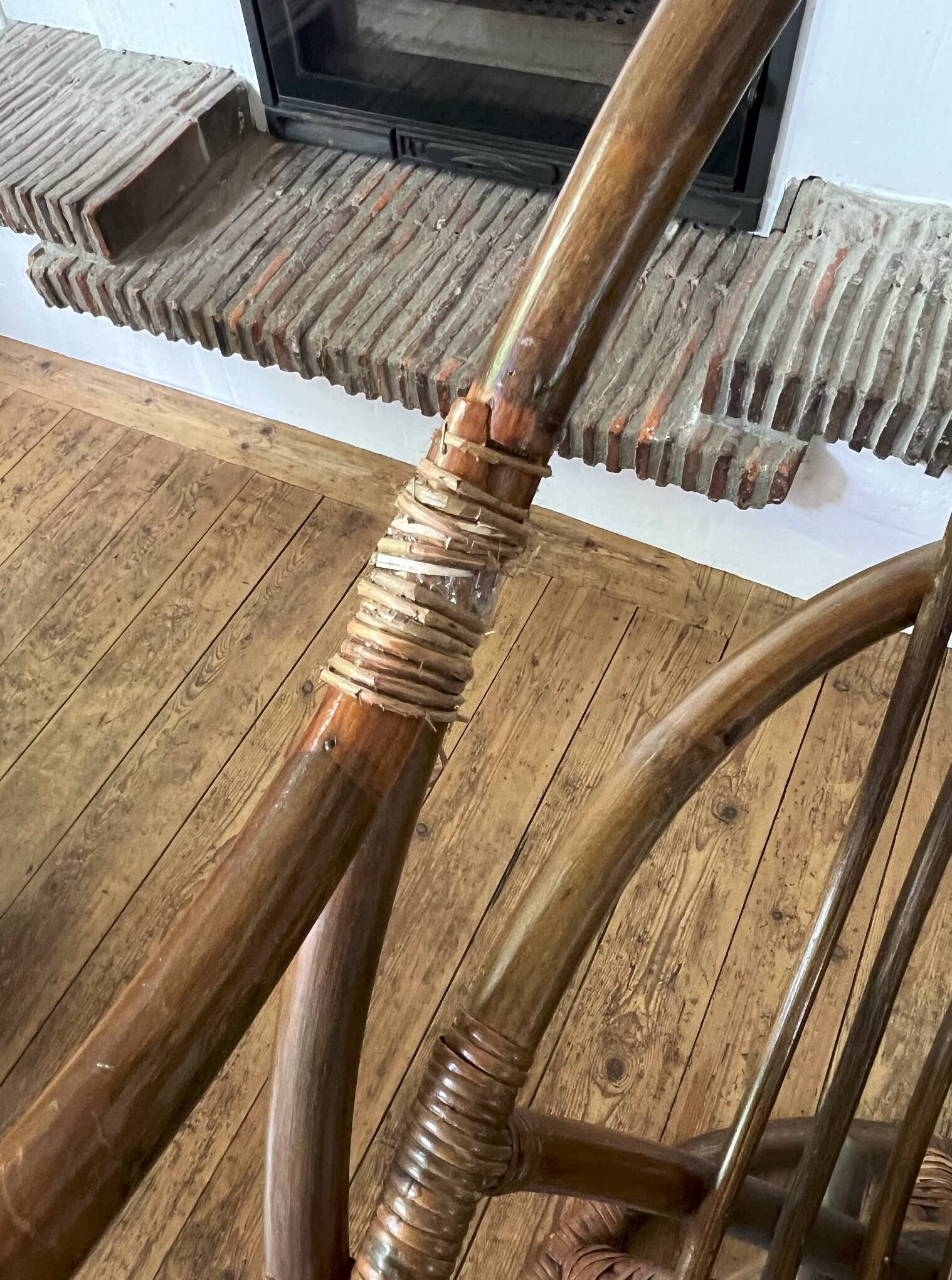 Pair of rotating rattan armchairs
