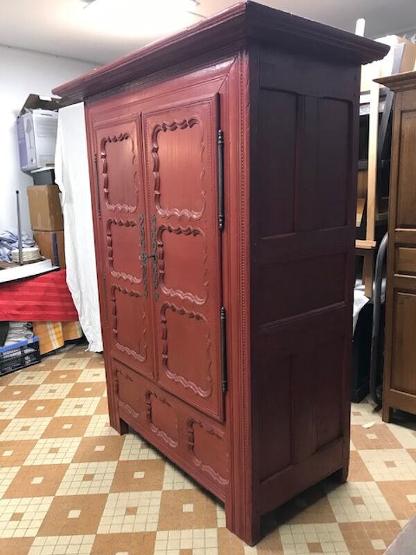 Armoire guérandaise sang de boeuf