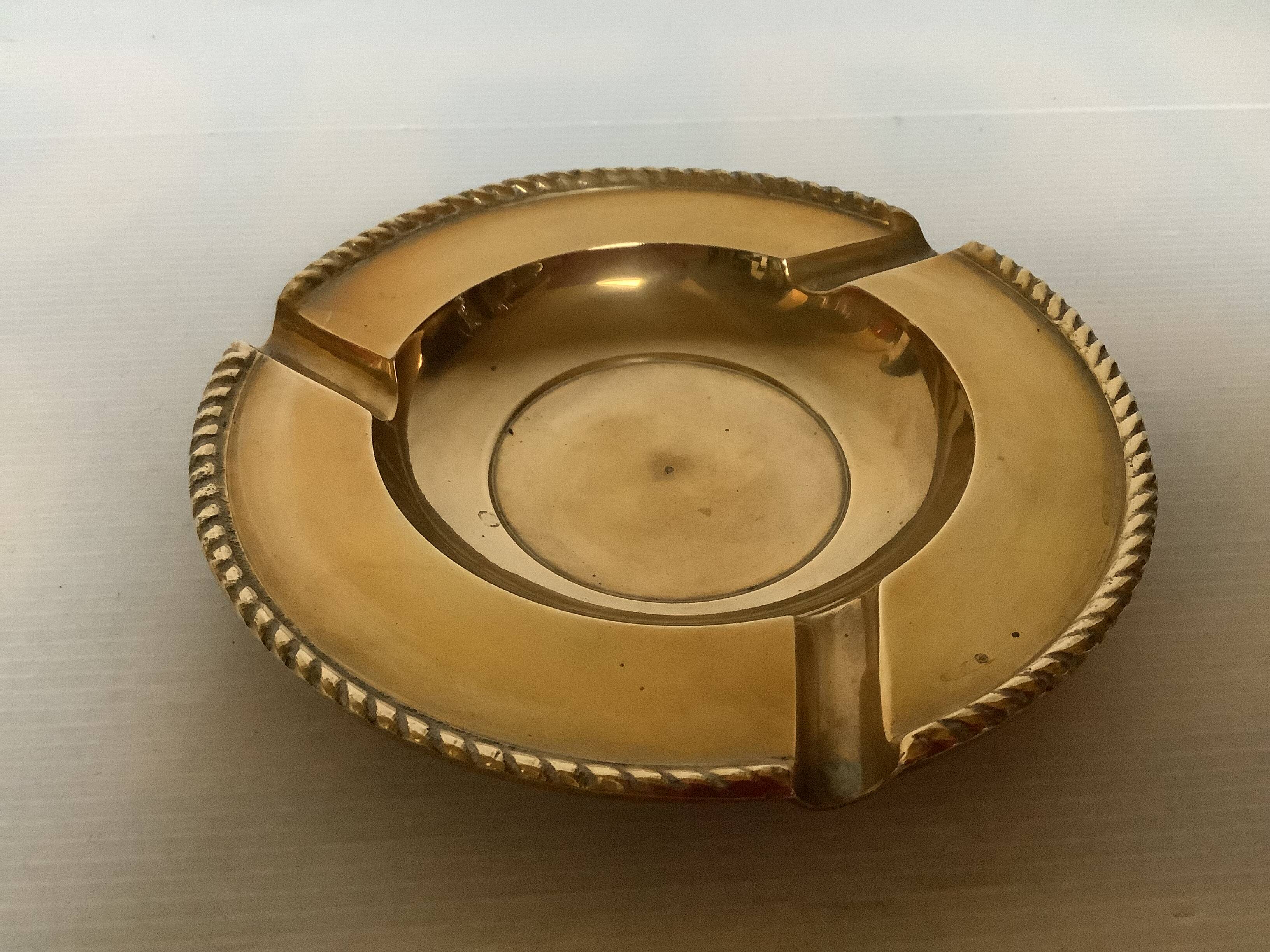 Brass ashtray/trinket tray