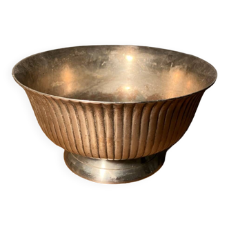 Silver metal stand bowl