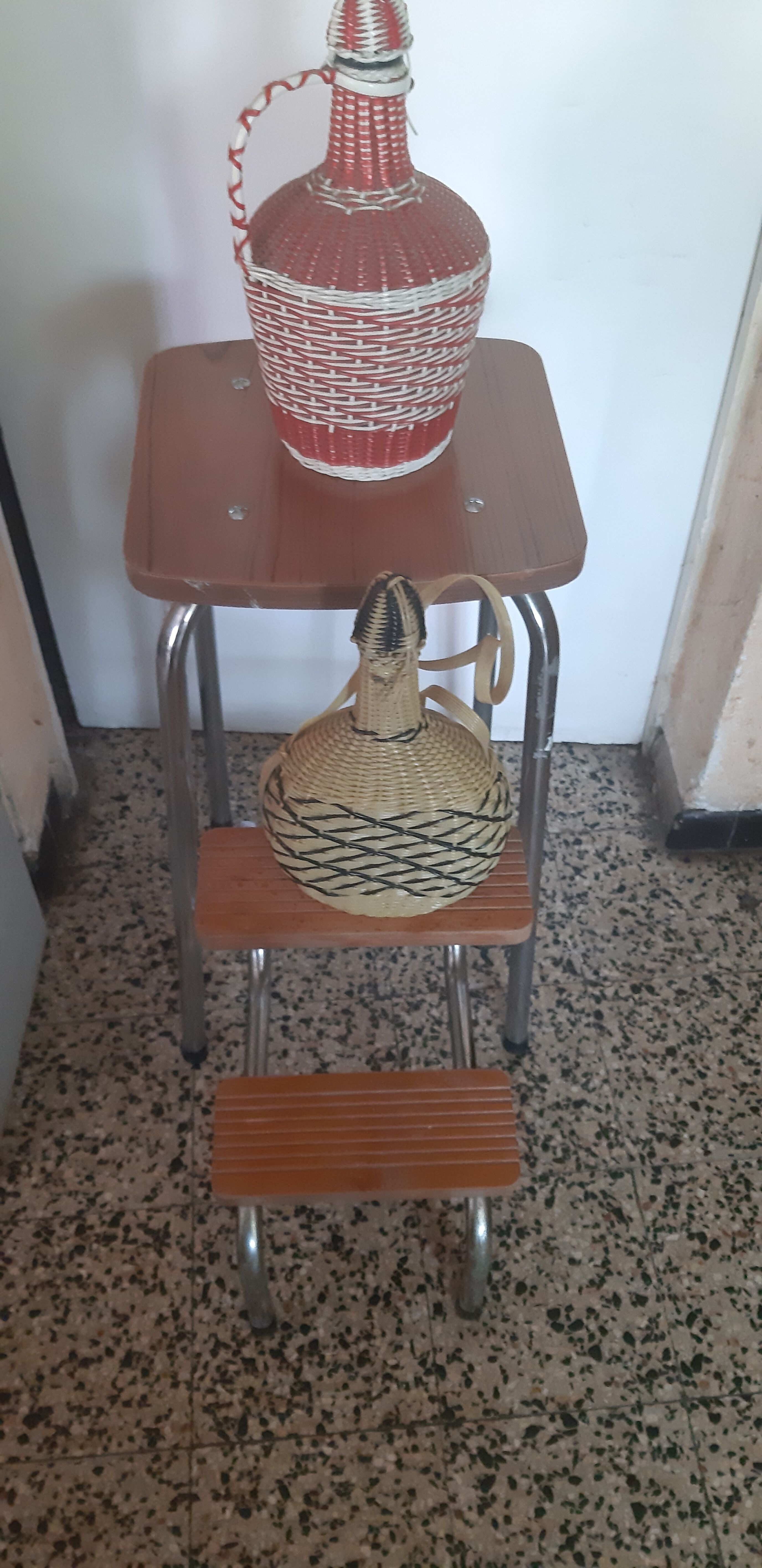 Stepladder in formica