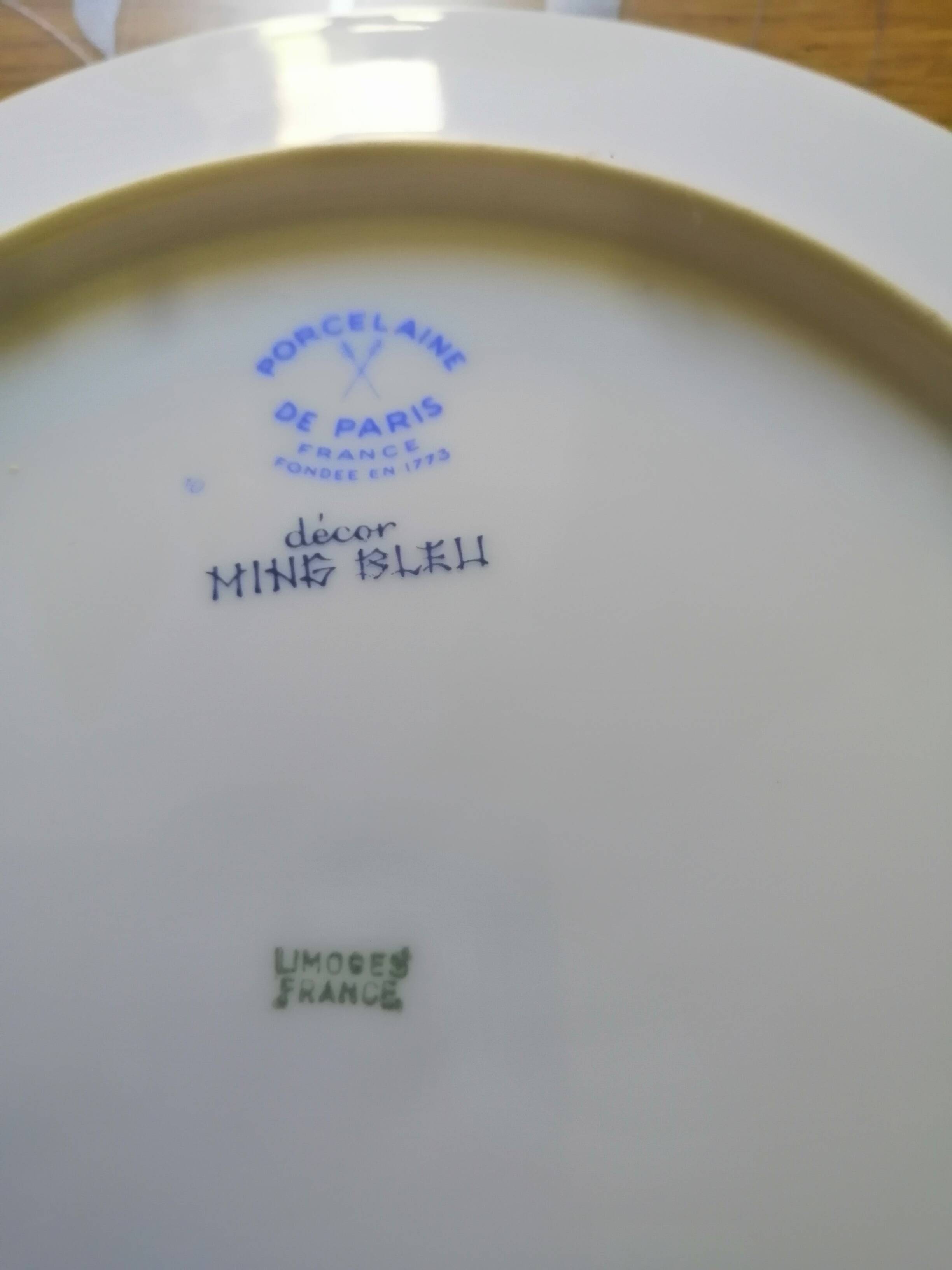 2 elegant porcelain saucers from Paris (MING BLUE model)