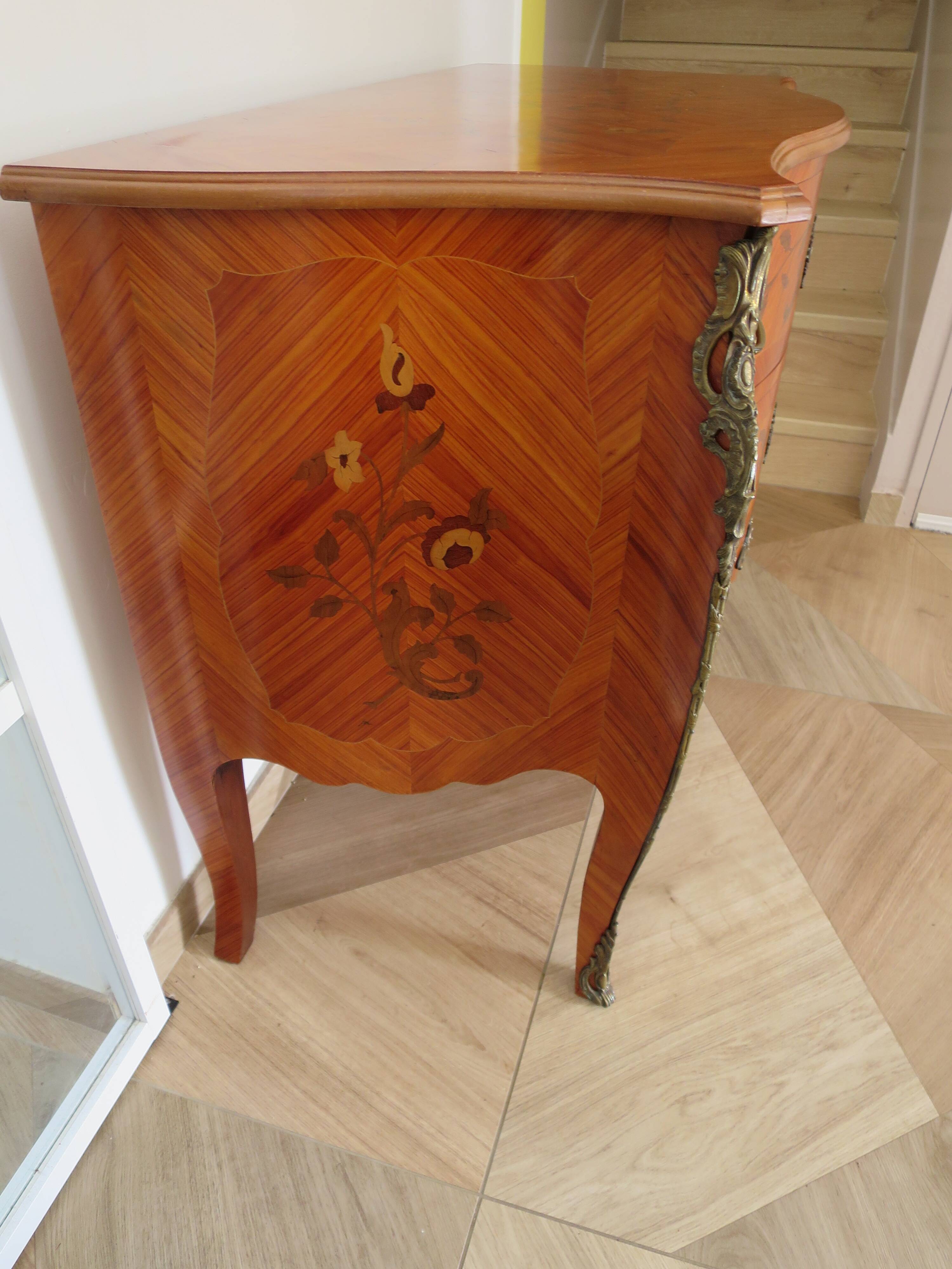 Louis XV commode - 2 drawers - floral marquetry - bronze ornament - 1950