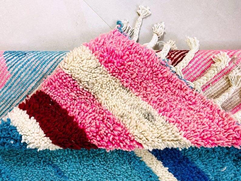 Handmade Moroccan beni ourain rug size 150 x 250 cm
