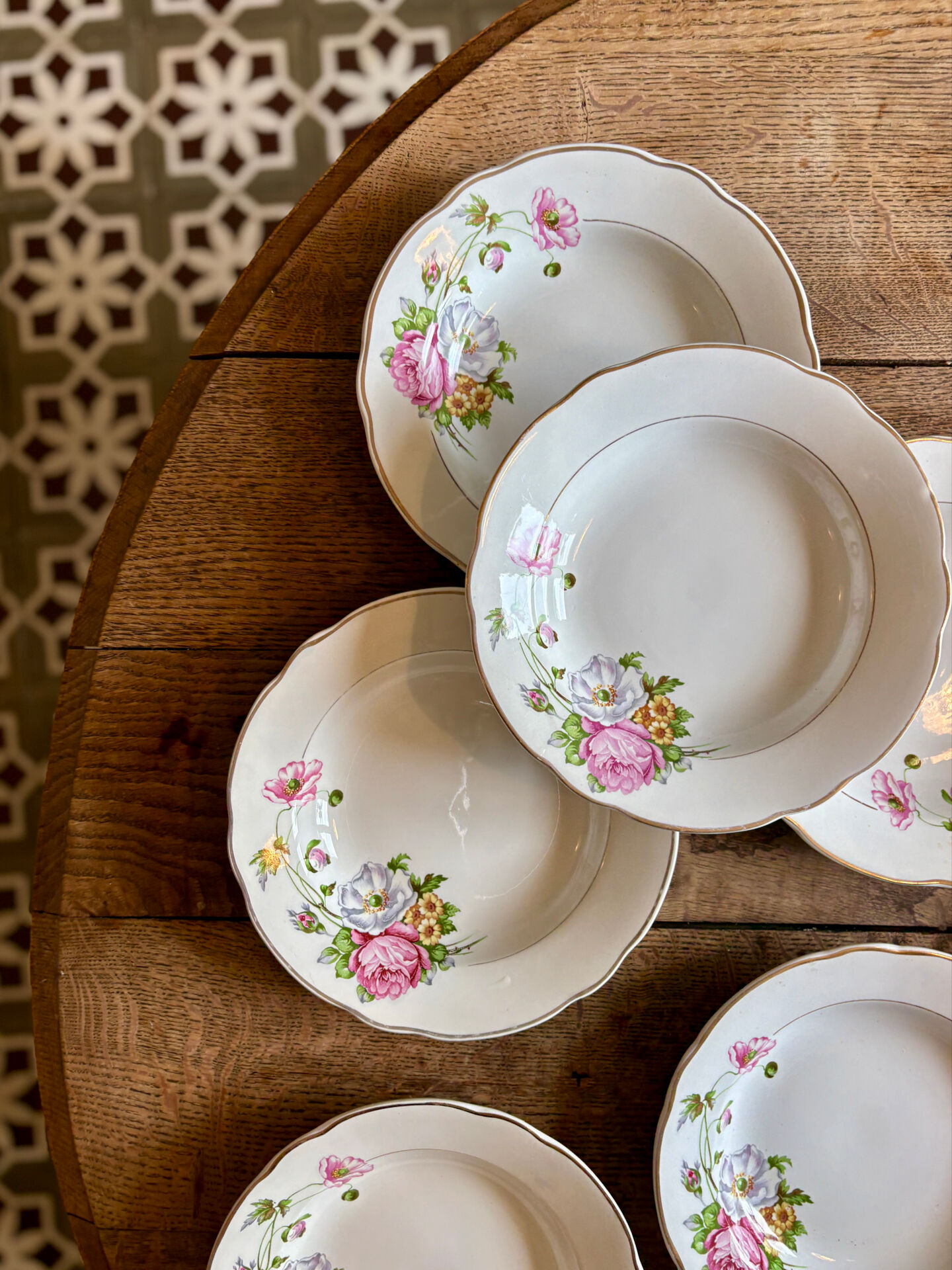Set of 6 vintage deep plates, Anemone pattern from Digoin Sarreguem.
