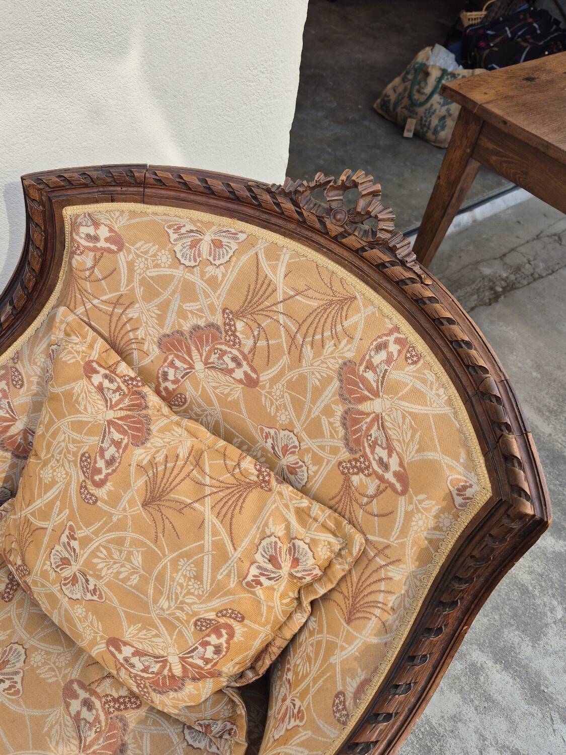 Chaise longue decorated with butterflies in Louis XVI style from the Napoleon III period