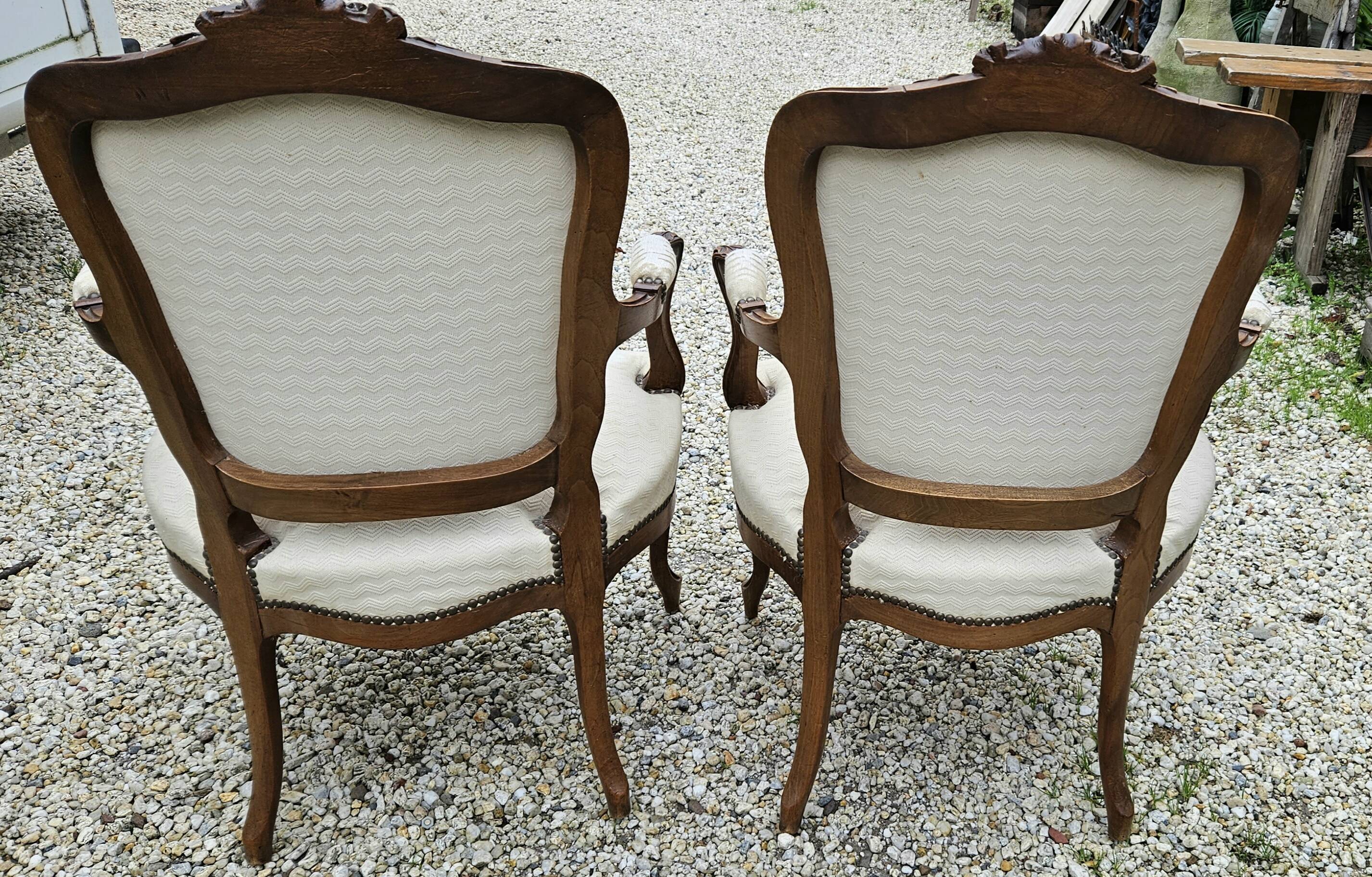 Pair of Cabriolet armchairs