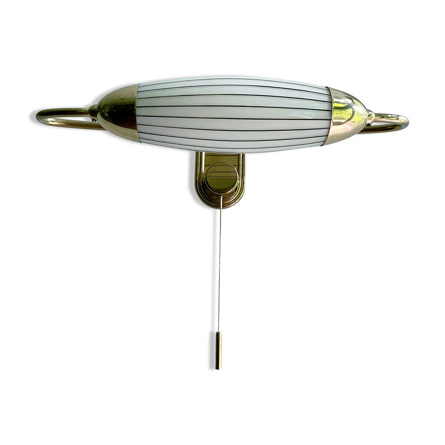 Applique art deco tete de lit, forme dirigeable, laiton opaline